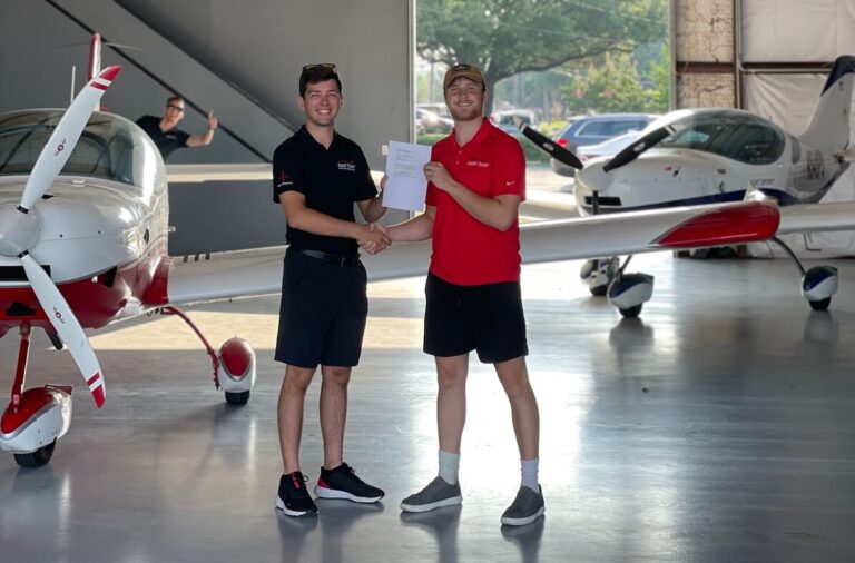 Gift ideas for your flight instructor
