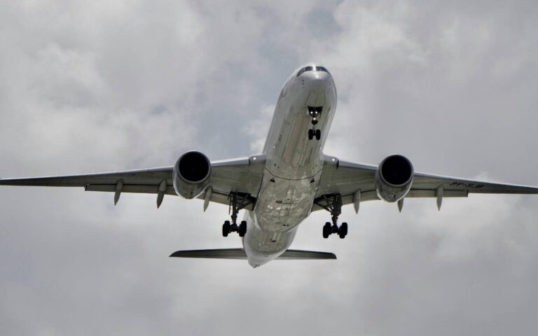 airline jet
